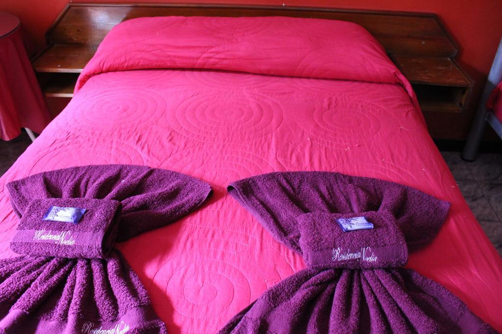 Residencial Noelia Hostel 伊瓜苏港 外观 照片