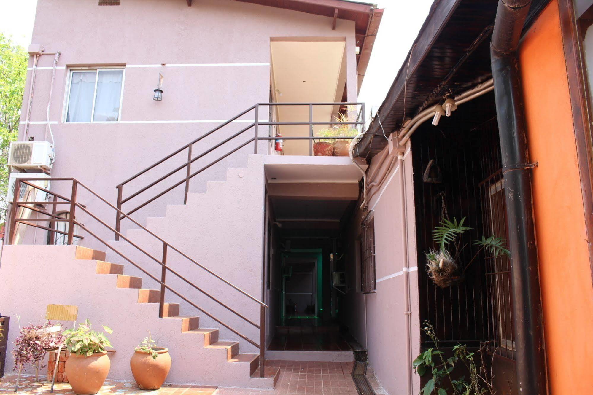 Residencial Noelia Hostel 伊瓜苏港 外观 照片