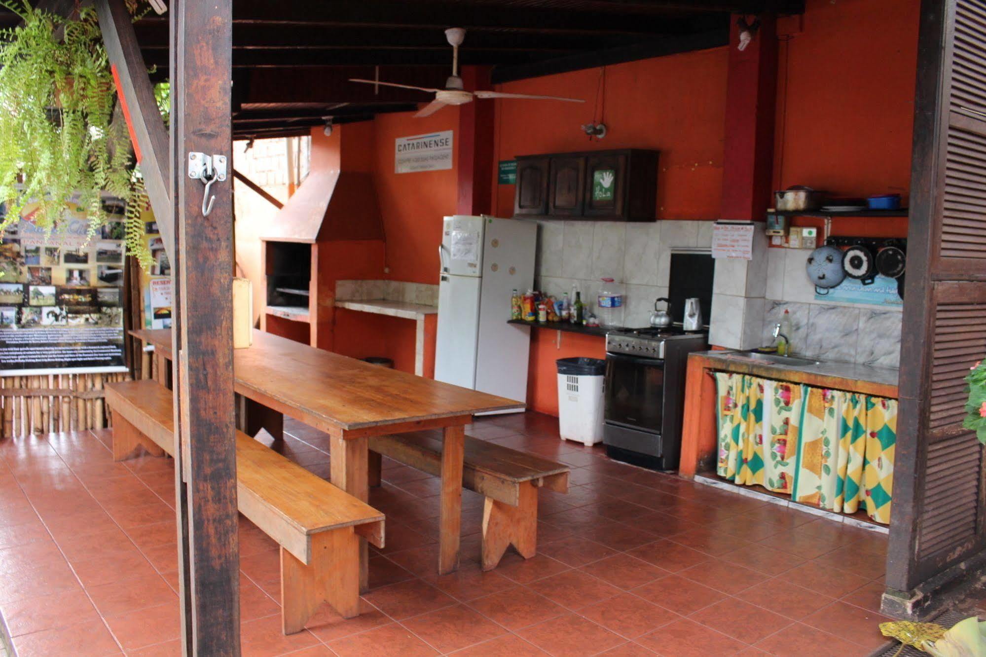 Residencial Noelia Hostel 伊瓜苏港 外观 照片
