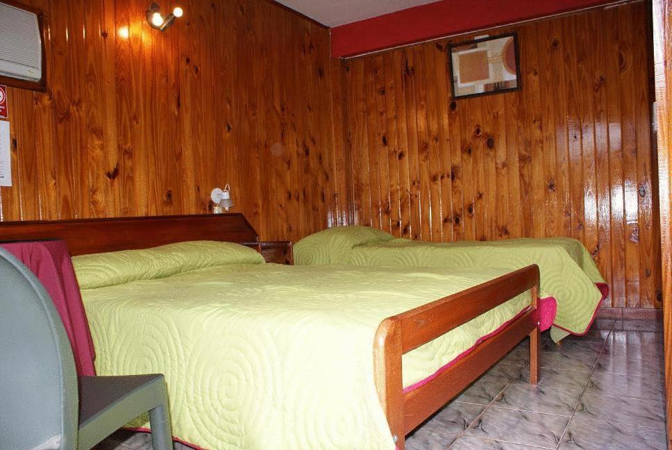 Residencial Noelia Hostel 伊瓜苏港 外观 照片